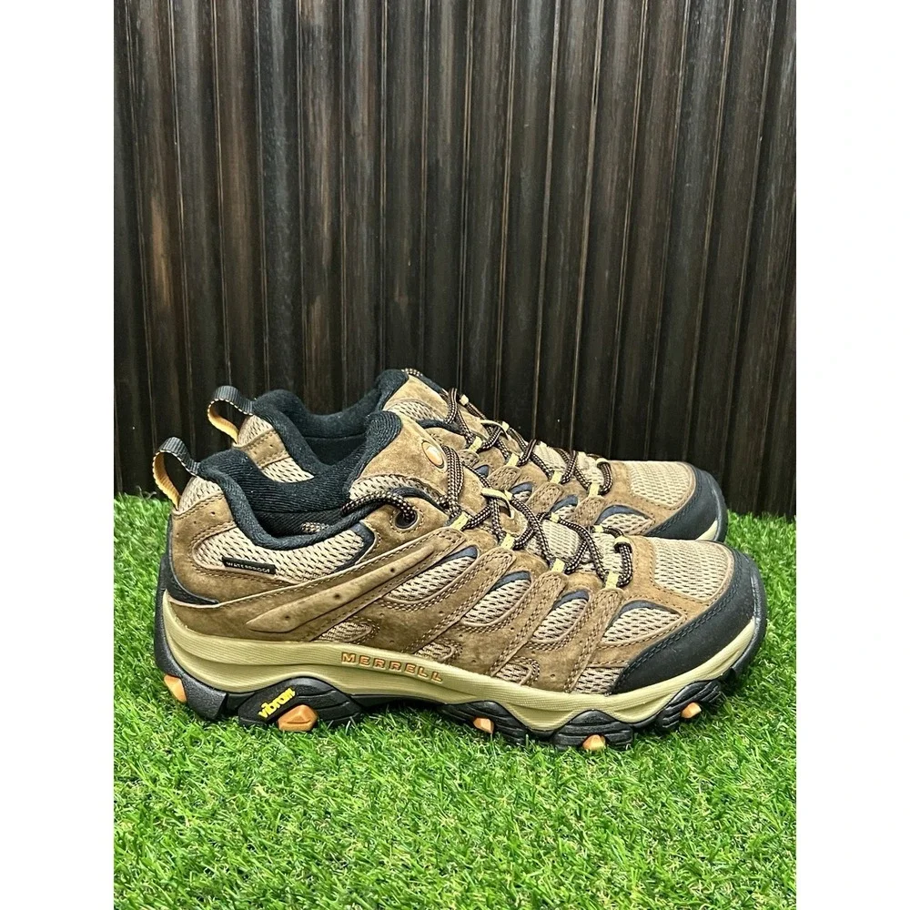 Size 9.5 - Merrell Men's Moab 3 Low Vent Hiking Shoes Brown/Black J135617